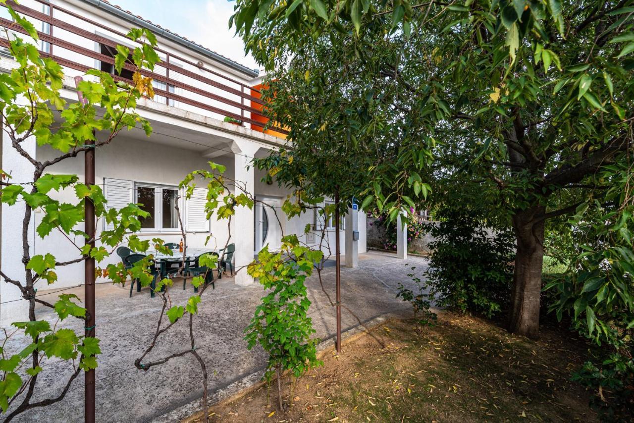 Apartment Eva Maslenica Exterior foto